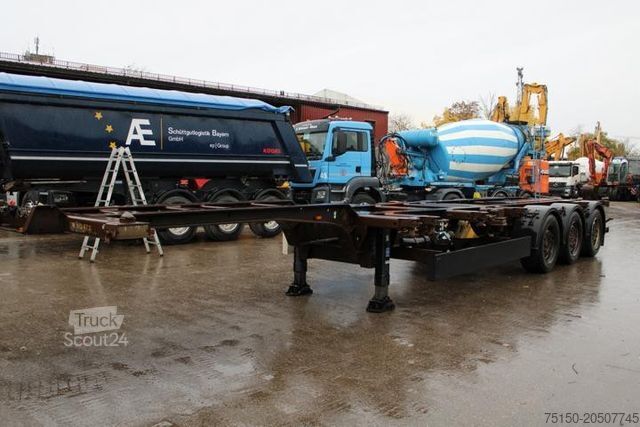 Ημιρυμουλκούμενο εναλλάξιμου αμαξώματος KÖGEL SWCT 24 HighCube Heck teleskop SAF Achse Nr: 818