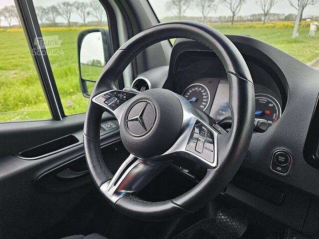 Carrinha de tejadilho alto MERCEDES-BENZ ESPRINTER 320 204 pk 81 Kwh