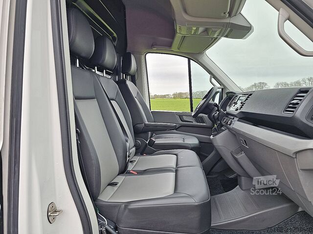 عربة ستيشن واغن ذات سقف مرتفع VOLKSWAGEN CRAFTER 35 2.0 L3H3 140Pk Automaat!