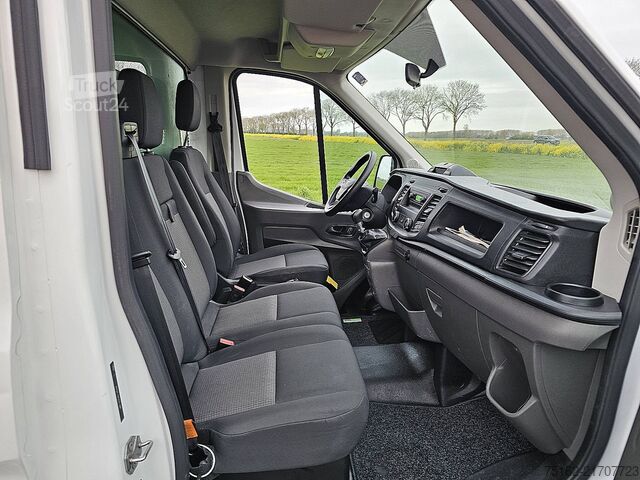 Lagaminas FORD TRANSIT 2.0 Bakwagen Laadklep!