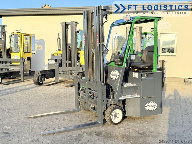 Carretilla retráctil de 4 vías Combilift C2500CB DIESEL TRIPLEX 5500 POSITIONER