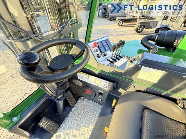 Carretilla retráctil de 4 vías Combilift C2500CB DIESEL TRIPLEX 5500 POSITIONER