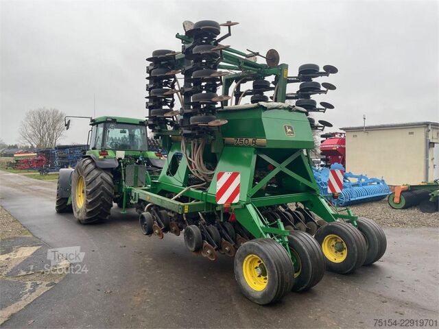 Presný sejací stroj John Deere 750A 6m inkl. Werkstattdurchsicht