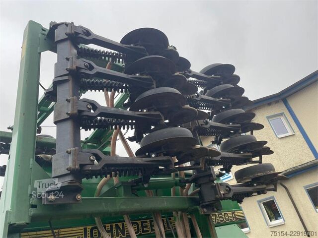 Presný sejací stroj John Deere 750A 6m inkl. Werkstattdurchsicht