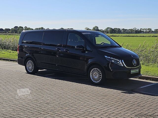Transport de personnes MERCEDES-BENZ EQV 300 ExtraLang L3 8 Persoons 2x Elektrische ...