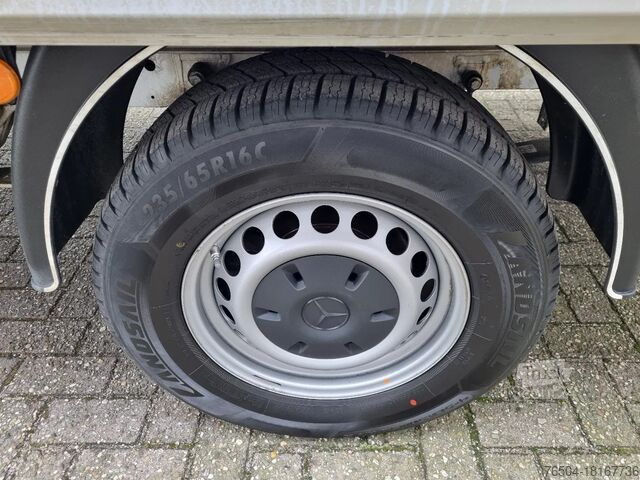 Resväska Mercedes-Benz Sprinter 314 CDI Koffer 20 M3 LBW Dhollandia Eu...