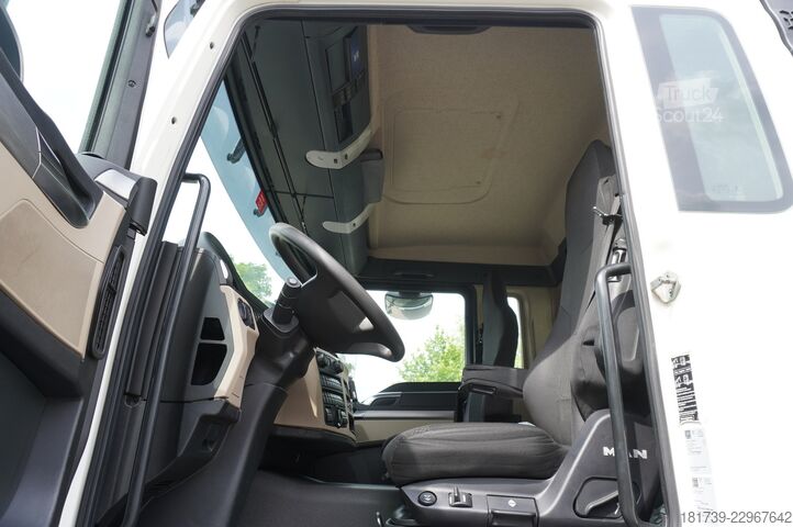 Plattform med kran MAN TGS 26.420 6x4 / Fassi F215A.2.24