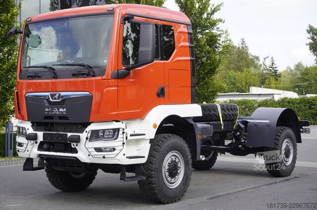 Chassi MAN TGM 18.250 4x4 / chassis 520 cm/ 3 units