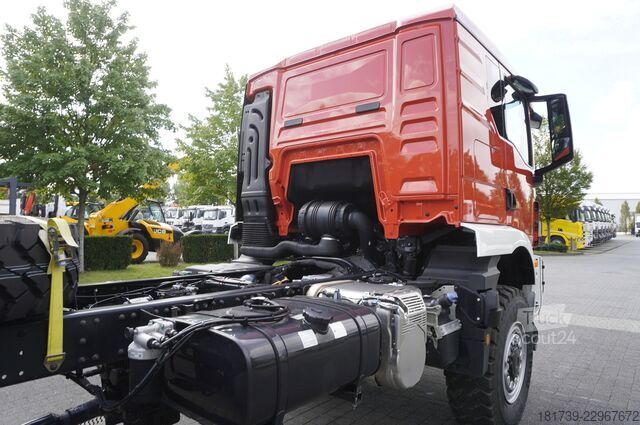 Chassi MAN TGM 18.250 4x4 / chassis 520 cm/ 3 units