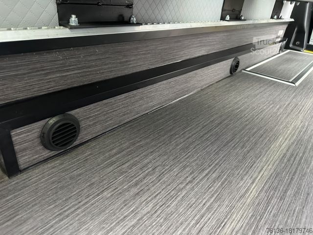 Αστικό λεωφορείο MERCEDES-BENZ eSprinter Linienbus Rollstuhl 15+10 Niederflur