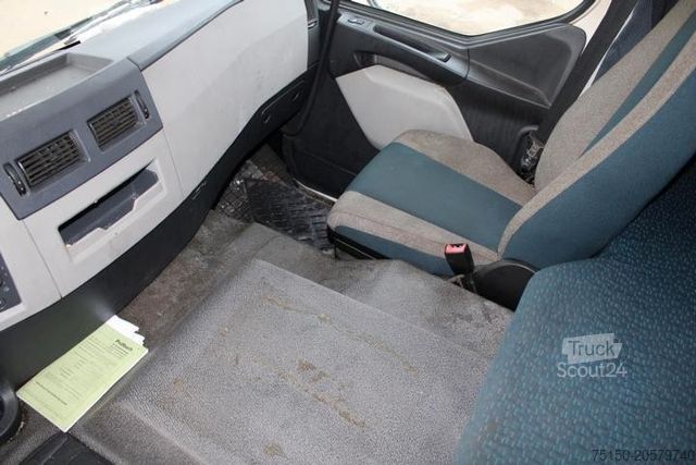 Tenteli düz yataklı kamyon VOLVO FE 320 4x2 LL - Nr.: 682