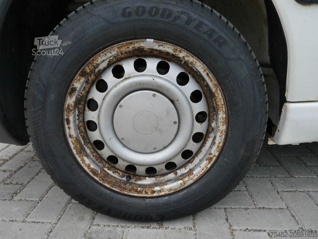 Furgoneta PEUGEOT Expert 2.0 HDI / Dachträger / TÜV neu