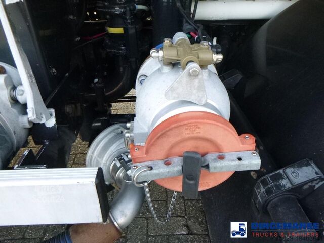 Cisternos MAN TGM 26.340 6X2 RHD fuel tank 21 m3 / 5 comp