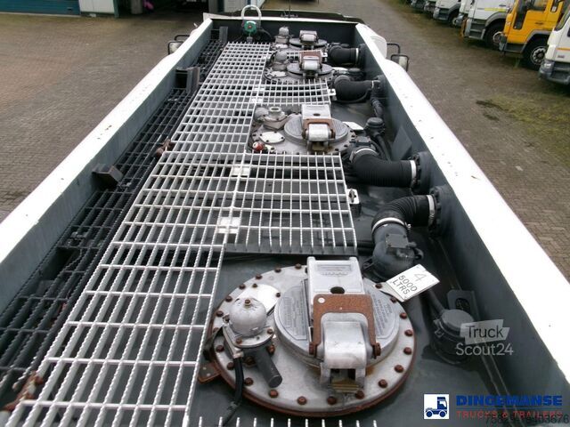 Tanker Volvo FL 240 4x2 RHD fuel tank 13 m3 / 4 comp