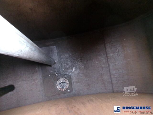 Tanker Volvo FL 240 4x2 RHD fuel tank 13 m3 / 4 comp