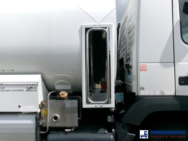 Танкер Volvo FM 380 6X2 fuel tank 20.6 m3 / 4 comp