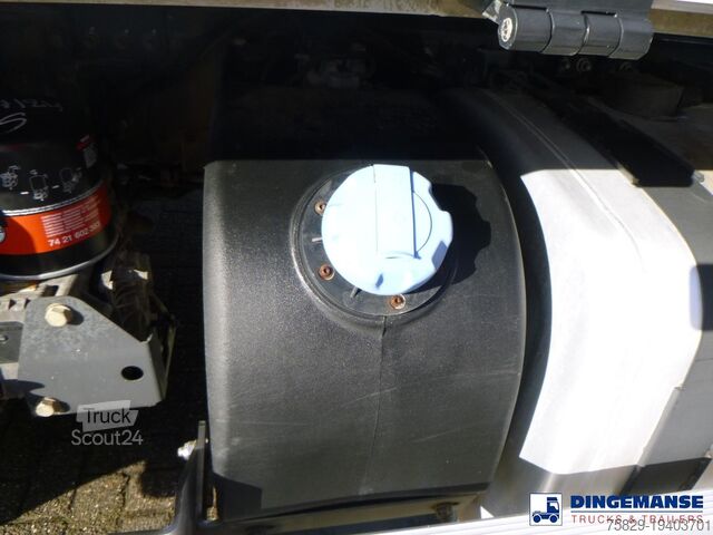 Camion-citerne Renault Premium 270 dxi 4x2 fuel tank 13.3 m3 / 4 comp
