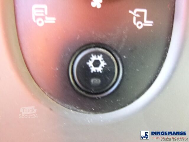 Cisterna Renault Premium 270 dxi 4x2 fuel tank 13.3 m3 / 4 comp