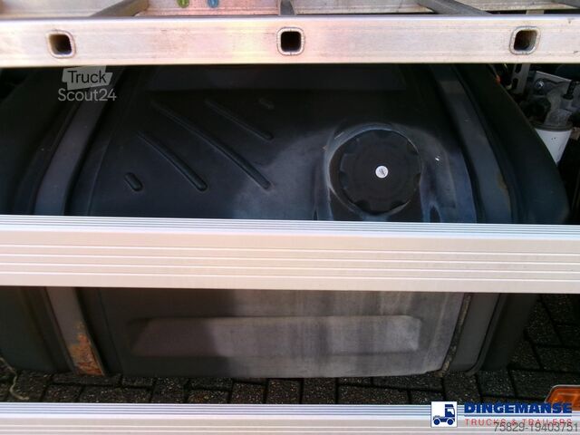 Camion-citerne Renault Midlum 270 4x2 fuel tank 11.5 m3 / 4 comp ADR 2...