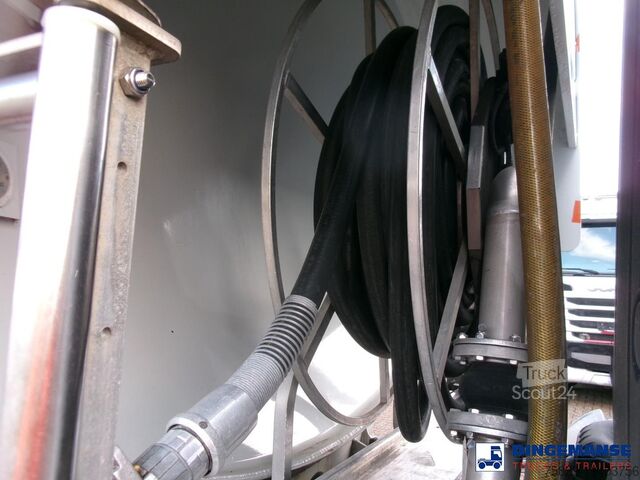 Tanker Renault Premium 270 dxi 4x2 fuel tank 13.6 m3 / 4 comp