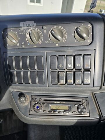 Ciężarówka do przewozu samochodów MAN TGA 26.360 - Heavy Duty Transporter