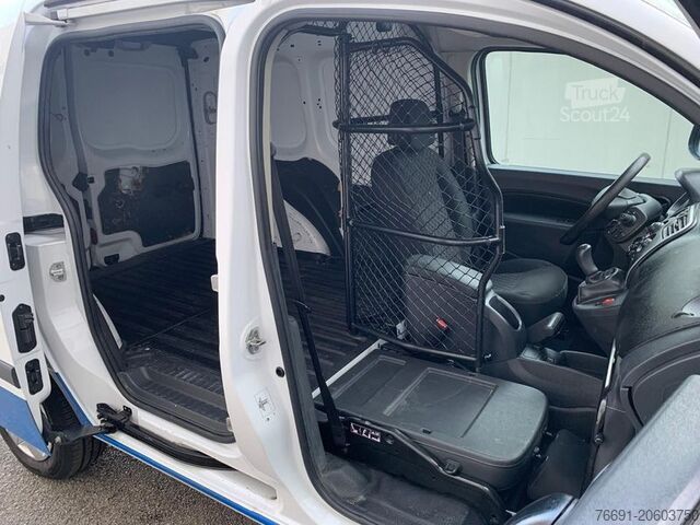 Panelvan Renault Kangoo Van con Giraffone
