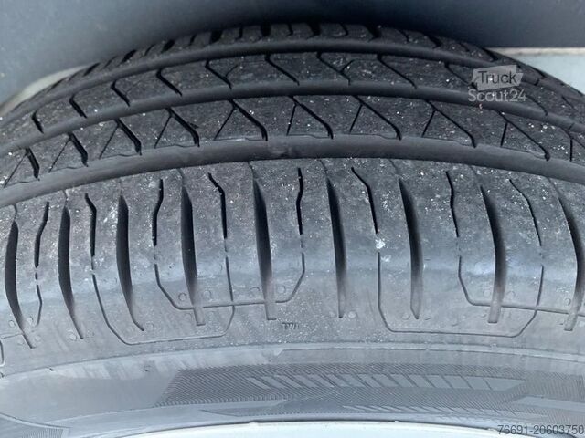 Panelvan Renault Kangoo Van con Giraffone