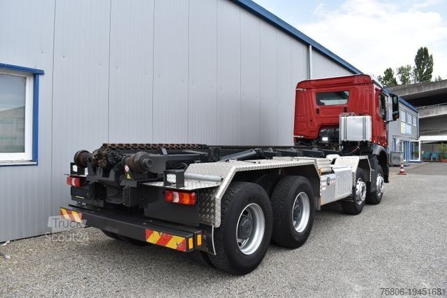 Haakarm vrachtwagen MERCEDES-BENZ Arocs 3251 E6 8x4 AHK Retarder Kettengerät