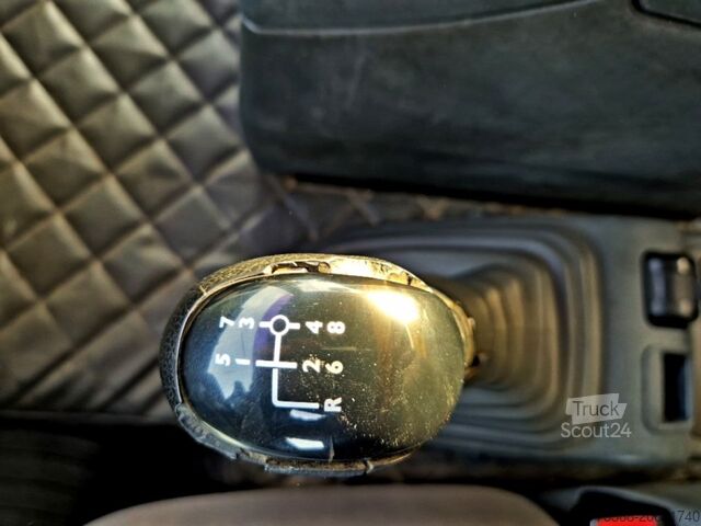 Tovornjak s samooskrbnim vozilom MAN TGA 41.480