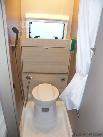 Wohnwagen WEINSBERG CaraCito 470 QDK mit Gasanlage!