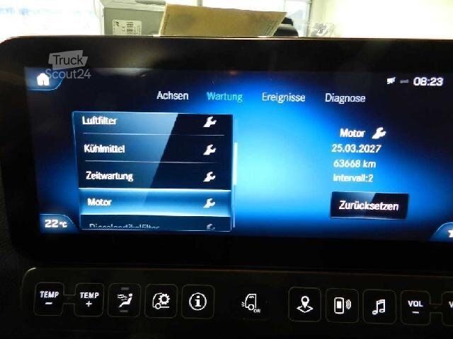 Фургон (грузовой автомобиль) MERCEDES-BENZ 1824 L Koffer 7.2 Seitentür  LBW 2t Kamera