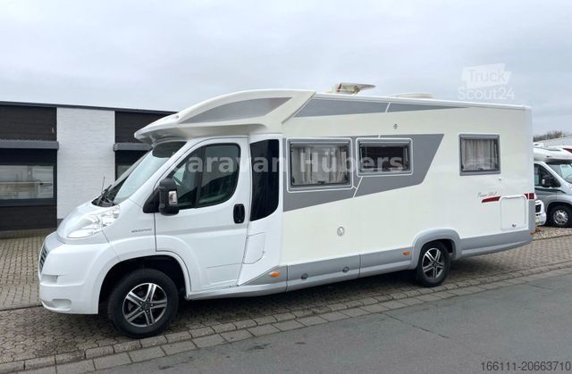 Ημιενσωματωμένο αυτοκινούμενο τροχόσπιτο ELNAGH Prince 580 L - Queensbett - - Solar