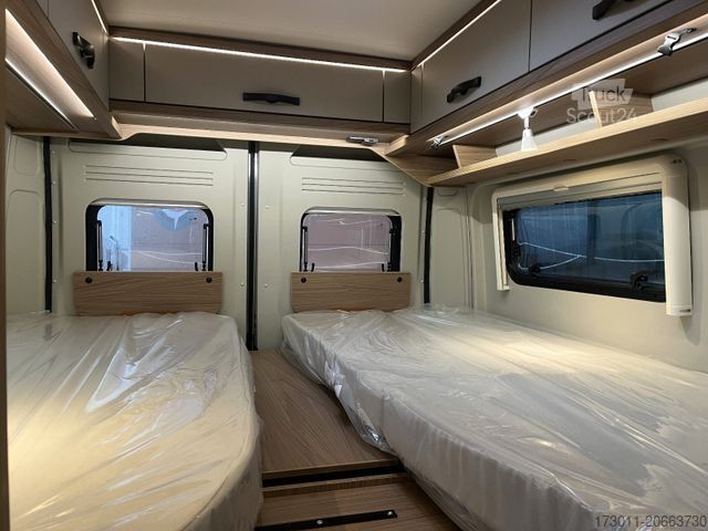 Camper van PÖSSL Roadcruiser Citroen 180PS Automat