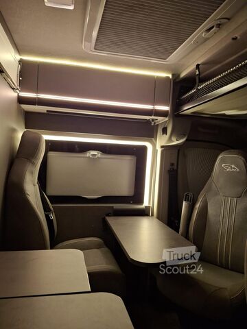 Obytné vozidlo Fiat Ducato Pössl Summit Shine 600L