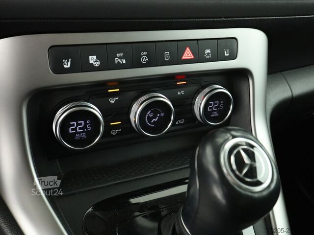 Miniautocarro Mercedes-Benz T 180 d PROGRESSIVE Standard AUT DynLicht Kam.