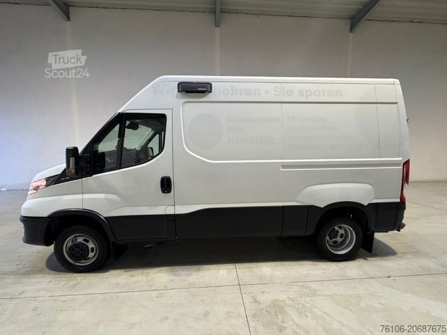 Yüksek tavanlı panelvan IVECO Daily 50C18 Kastenwagen *Navi*Ahk**