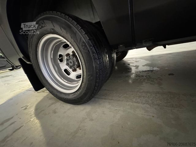 Aukštas mikroautobusas IVECO Daily 50C18 Kastenwagen *Navi*Ahk**