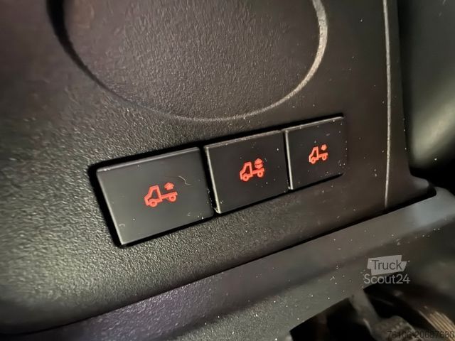 Dodávka s plachtovou bočnicou IVECO Daily 72C18 Pritsche Plane *Ahk*Kamera*Navi*