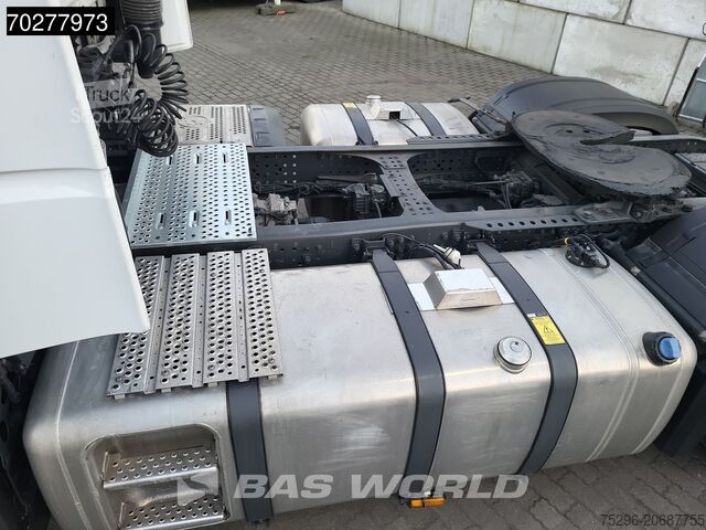 Standard tractor Mercedes Actros 1851 Actros 4X2 BigSpace 2x Tanks