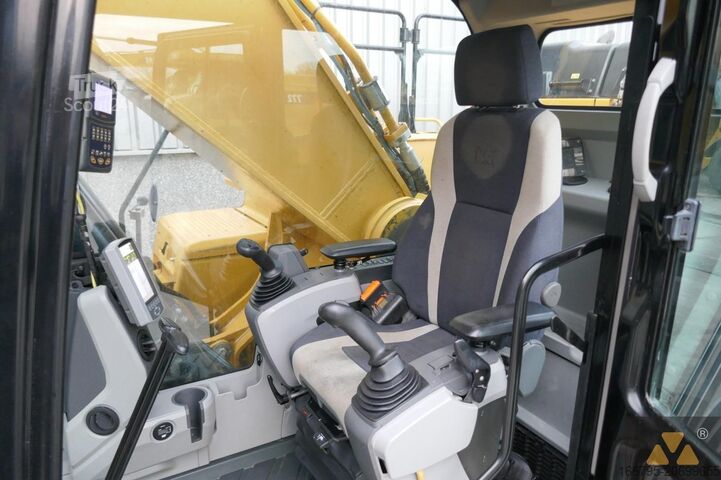 гусеничний екскаватор Caterpillar 352F