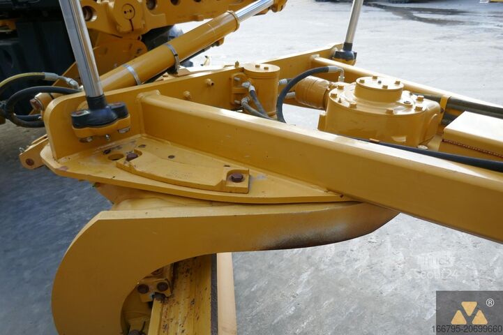 Grader Caterpillar 12M3