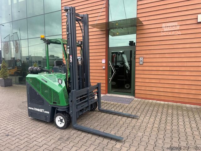 Four-way forklift Combilift CB3000// Diesel// Perfect / Only 5185 h