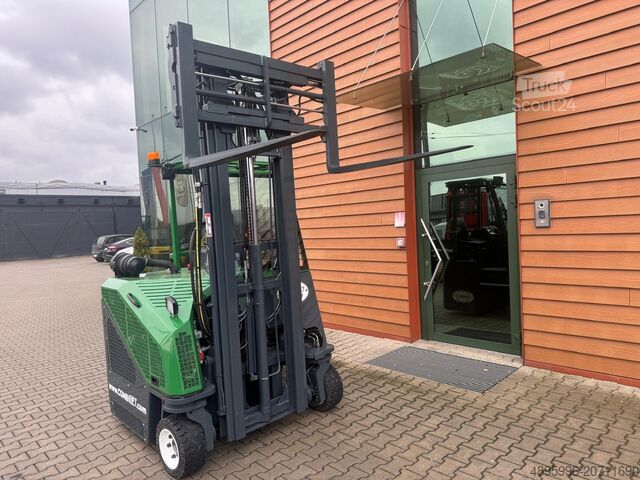 Four-way forklift Combilift CB3000// Diesel// Perfect / Only 5185 h