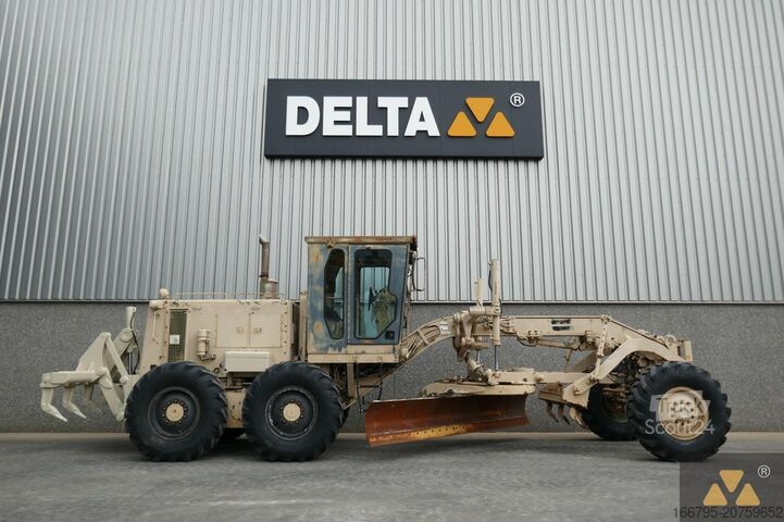 Niveladora Caterpillar 130G Ex-army
