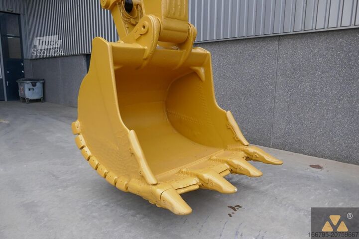 Excavadora sobre orugas Caterpillar 352F