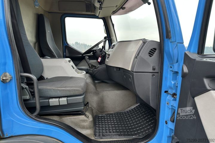 Camión plataforma con toldo Volvo FLL-280 4x2R Plane / HB / Swiss-Vehicle