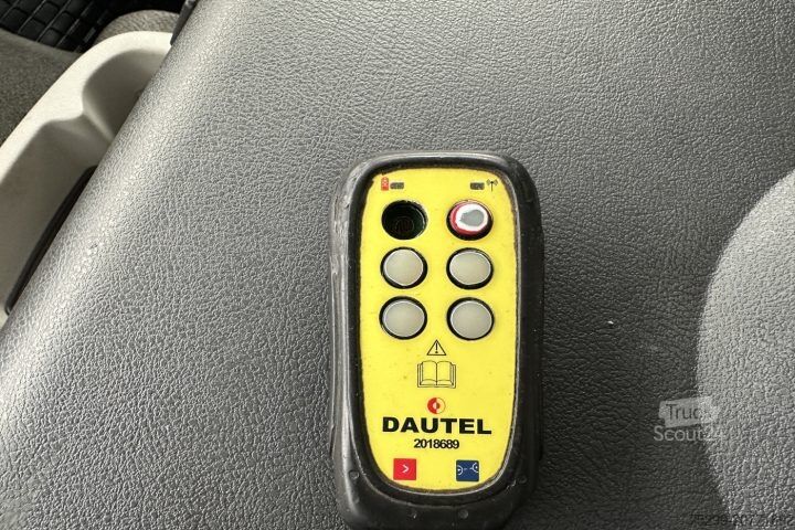 Camión plataforma con toldo Volvo FLL-280 4x2R Plane / HB / Swiss-Vehicle