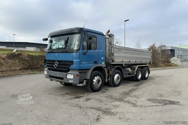 Camión volquete trilateral Mercedes-Benz Actros 3244 8x4 SWS Meiller / Swiss-Vehicle