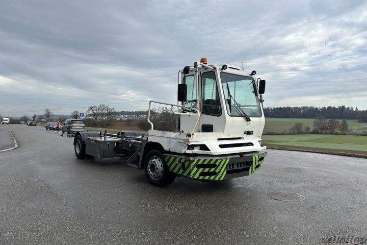 Chasis de camión YT222 4x2 Chassis-Kabine / Swiss-Vehicle