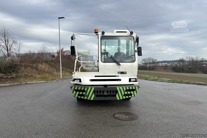 Chasis de camión YT222 4x2 Chassis-Kabine / Swiss-Vehicle